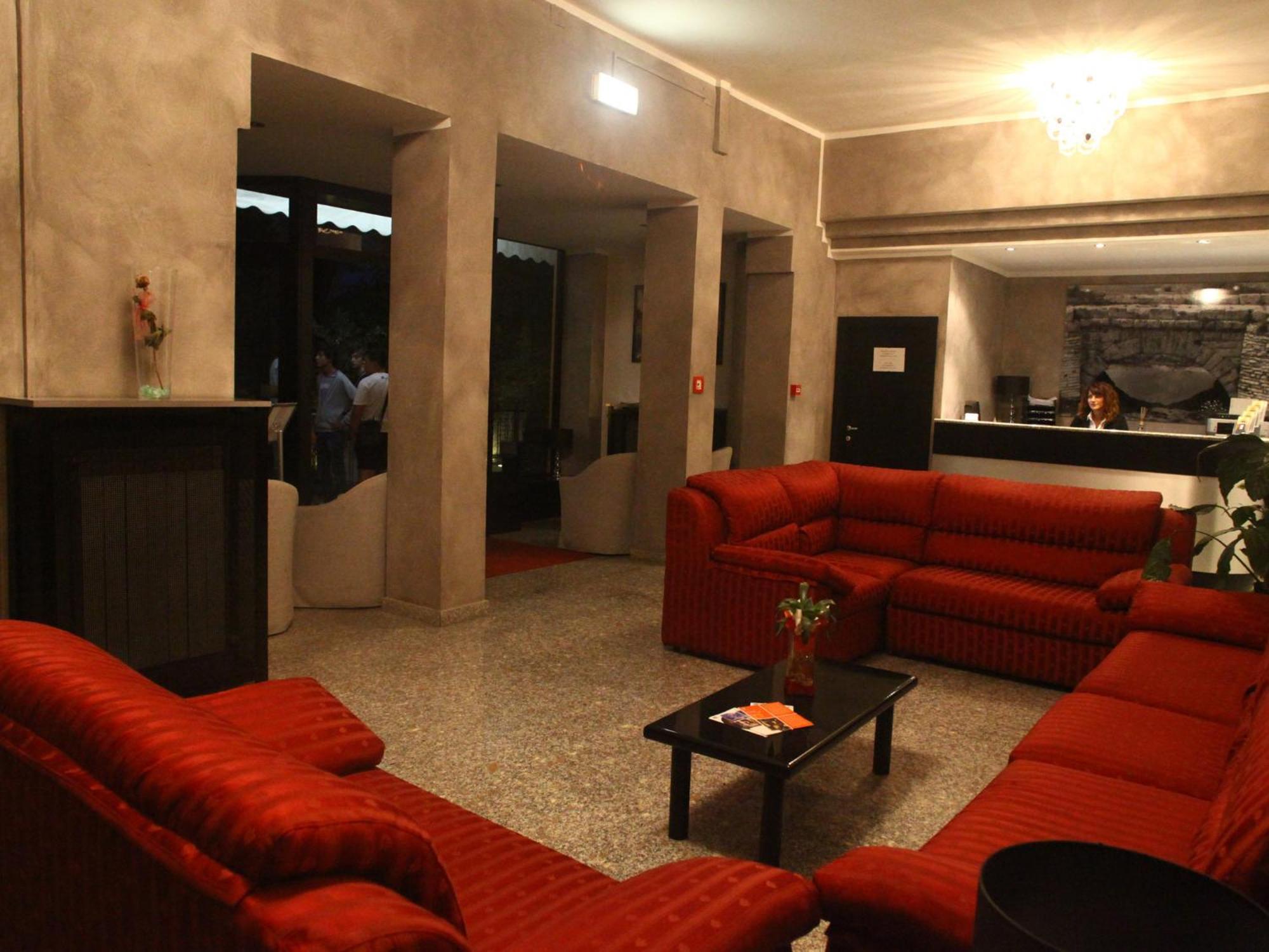 Hotel Pineta Cagli Zewnętrze zdjęcie
